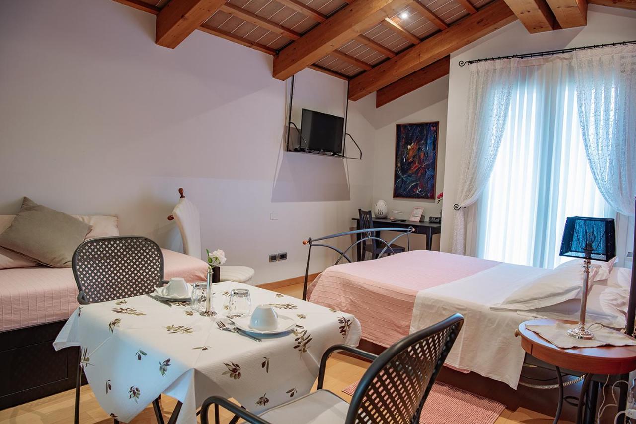 Rosa Del Grappa Bed and Breakfast Exteriör bild