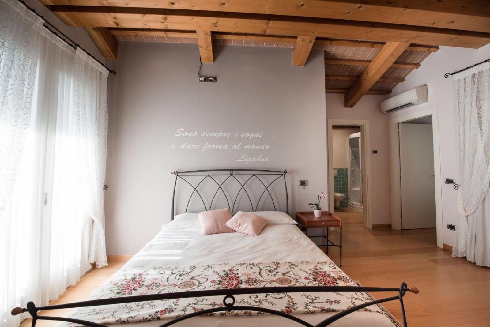 Rosa Del Grappa Bed and Breakfast Exteriör bild